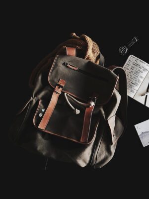 cynthia-del-rio-HM599jibAQs-unsplash StrikeCurve Daypack